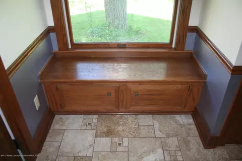 5660 Cade St, Haslett, MI 48840 photo 3