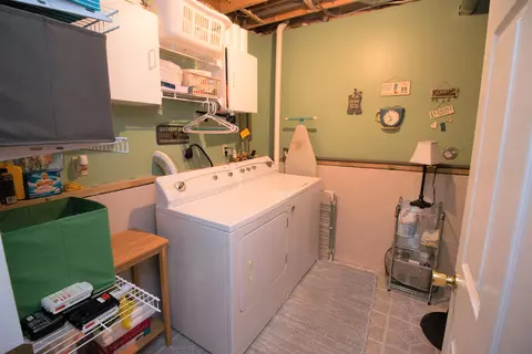 319 E Potter Ave, Lansing, MI 48910 photo 23