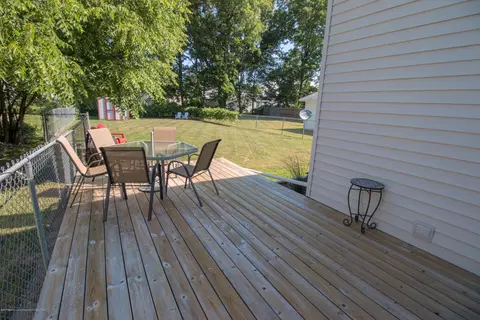 319 E Potter Ave, Lansing, MI 48910 photo 24