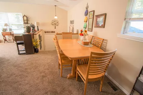 319 E Potter Ave, Lansing, MI 48910 photo 11