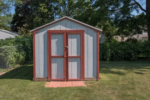 319 E Potter Ave, Lansing, MI 48910 photo 29