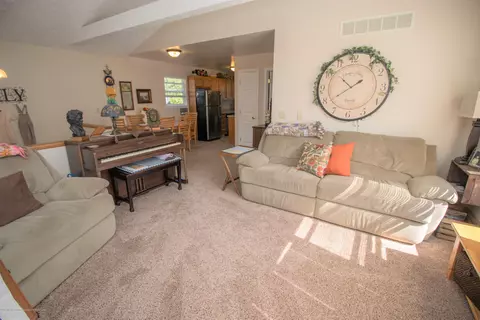 319 E Potter Ave, Lansing, MI 48910 photo 5