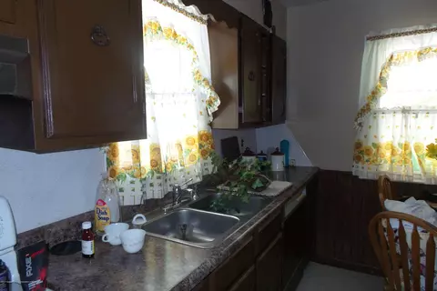 6528 Cooper Rd, Lansing, MI 48911 photo 5