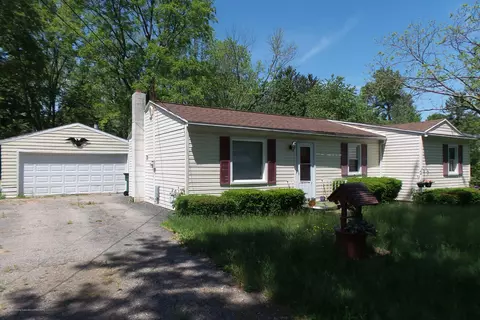 6528 Cooper Rd, Lansing, MI 48911 photo 16