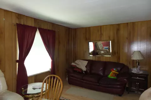 6528 Cooper Rd, Lansing, MI 48911 photo 2