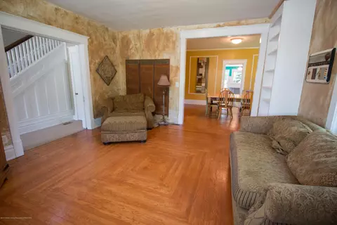 504 E Higham St, Saint Johns, MI 48879 photo 6