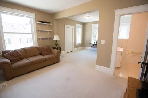 504 E Higham St, Saint Johns, MI 48879 photo 20