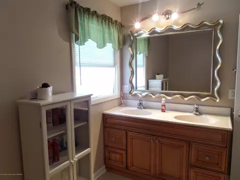 301 E Northrup St, Lansing, MI 48911 photo 28