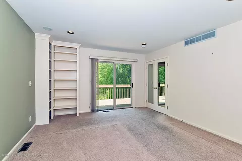 7933 Ashbrook Dr, Haslett, MI 48840 photo 15