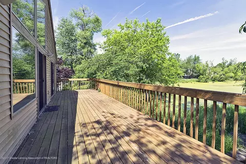 7933 Ashbrook Dr, Haslett, MI 48840 photo 24