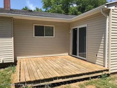 4053 Windward Dr, Lansing, MI 48911 photo 12