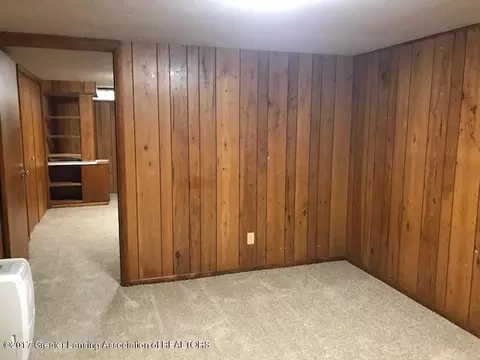 4053 Windward Dr, Lansing, MI 48911 photo 11