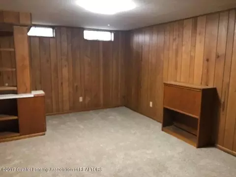 4053 Windward Dr, Lansing, MI 48911 photo 10