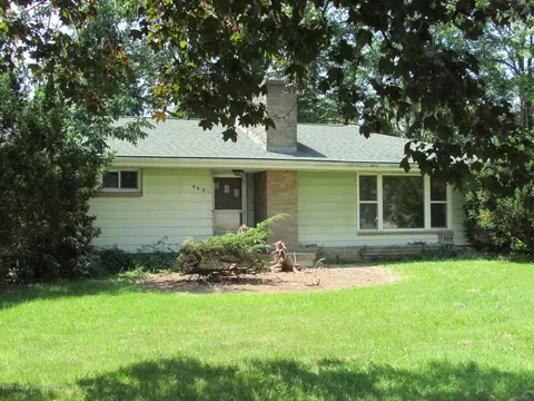 685 N Cedar Rd, Mason, MI 48854 photo 1