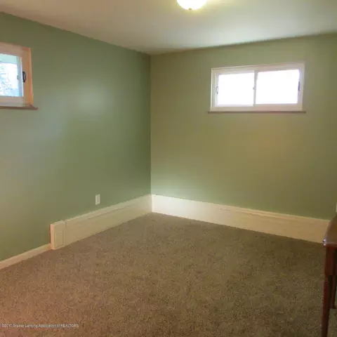 685 N Cedar Rd, Mason, MI 48854 photo 11