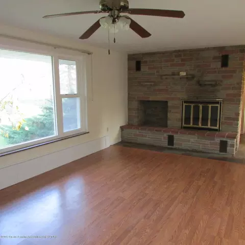 685 N Cedar Rd, Mason, MI 48854 photo 7