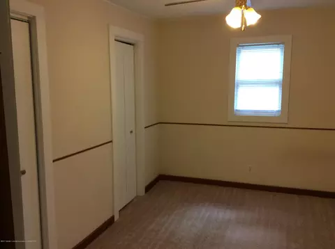 218 Jackson St, Sunfield, MI 48890 photo 13