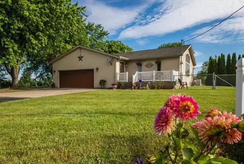 11902 W State Rd, Eagle, MI 48822 photo 1