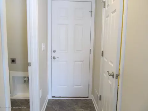 14090 Hidden Way, Bath, MI 48808 photo 16