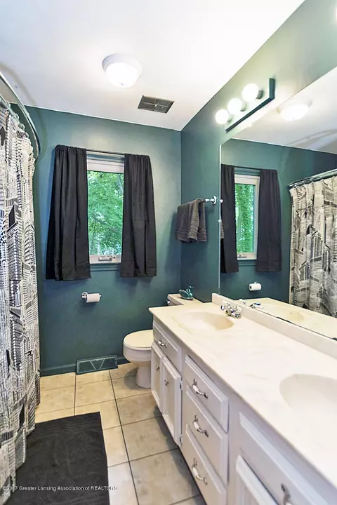6634 Aberdeen, Dimondale, MI 48821 photo 19