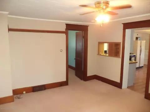 609 E Higham St, Saint Johns, MI 48879 photo 10