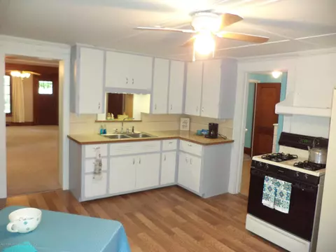 609 E Higham St, Saint Johns, MI 48879 photo 18