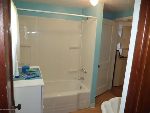 609 E Higham St, Saint Johns, MI 48879 photo 16