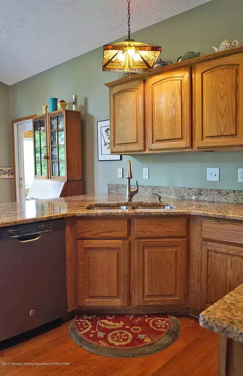 5553 Wild Iris Ln, Haslett, MI 48840 photo 12