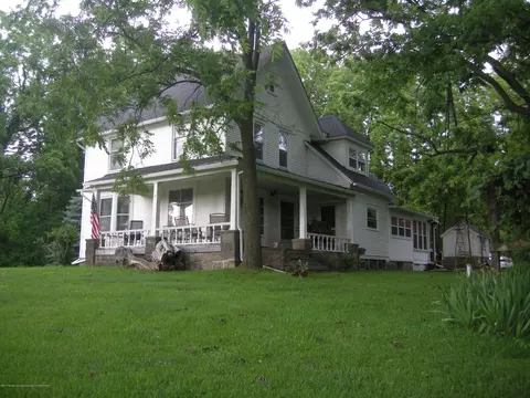12945 Wood Rd, Bath, MI 48808 photo 1