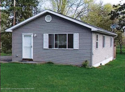 105 Keeney, Perry, MI 48872 photo 1