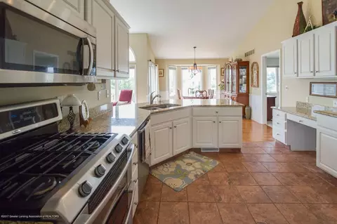 3331 Hidden Ridge Dr, Dewitt, MI 48820 photo 23