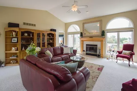 3331 Hidden Ridge Dr, Dewitt, MI 48820 photo 10