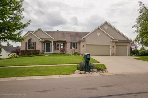 3331 Hidden Ridge Dr, Dewitt, MI 48820 photo 3