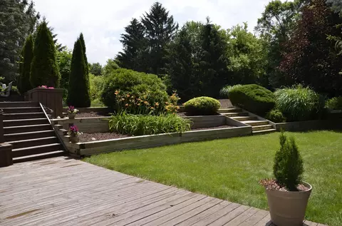 412 Windrock, Dimondale, MI 48821 photo 9