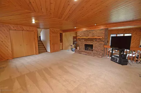 412 Windrock, Dimondale, MI 48821 photo 24