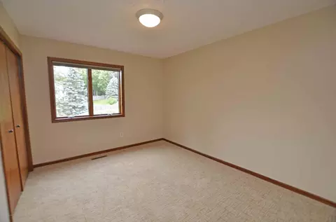 412 Windrock, Dimondale, MI 48821 photo 37
