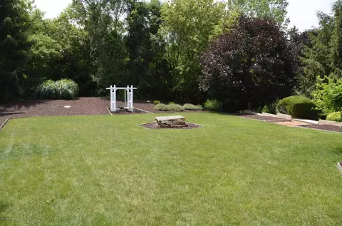 412 Windrock, Dimondale, MI 48821 photo 53