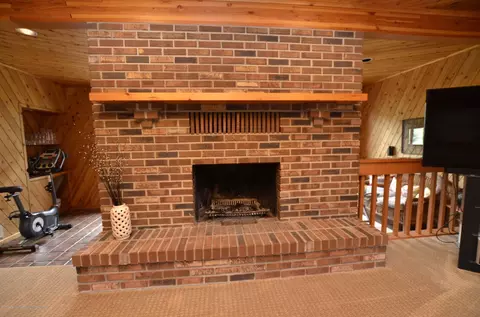 412 Windrock, Dimondale, MI 48821 photo 26