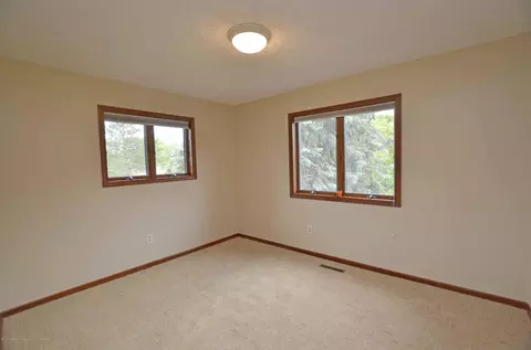 412 Windrock, Dimondale, MI 48821 photo 34