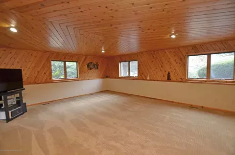 412 Windrock, Dimondale, MI 48821 photo 27