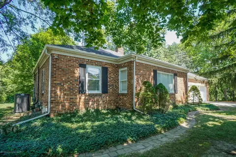 1900 Haslett Rd, Haslett, MI 48840 photo 2