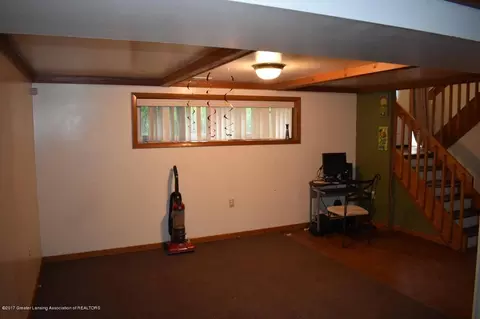3901 Wainwright Ave, Lansing, MI 48911 photo 11