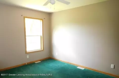 5640 W Beard Rd, Perry, MI 48872 photo 9