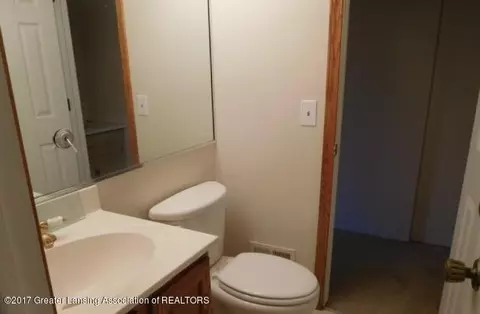 5439 Marsh Rd, Haslett, MI 48840 photo 6