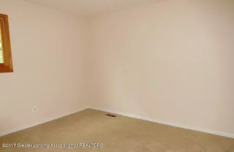 5439 Marsh Rd, Haslett, MI 48840 photo 8