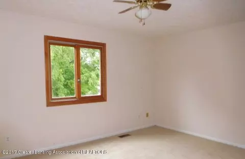 5439 Marsh Rd, Haslett, MI 48840 photo 7