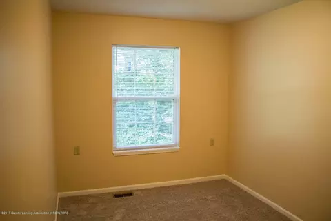 3321 Cooley Dr, Lansing, MI 48911 photo 22