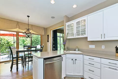 5585 Wild Iris Ln, Haslett, MI 48840 photo 12