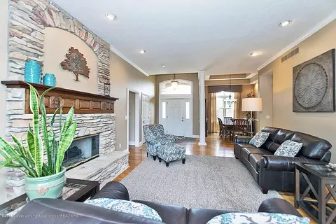 5585 Wild Iris Ln, Haslett, MI 48840 photo 8