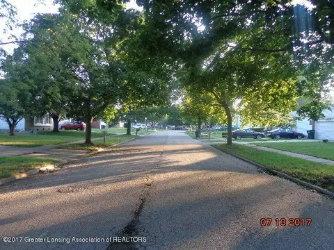 4010 Rivershell Ln, Lansing, MI 48911 photo 13